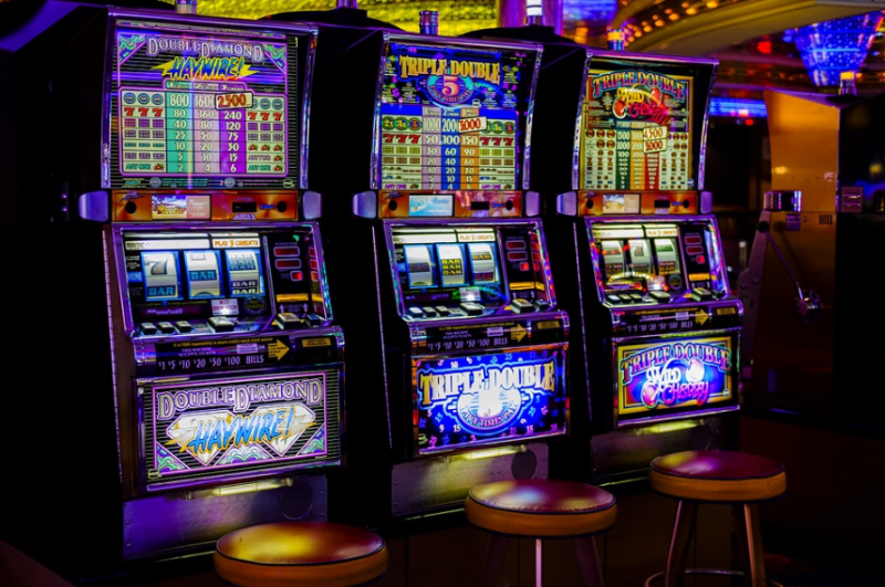 Common Myths & Misconceptions Surrounding Casino Slot Machines